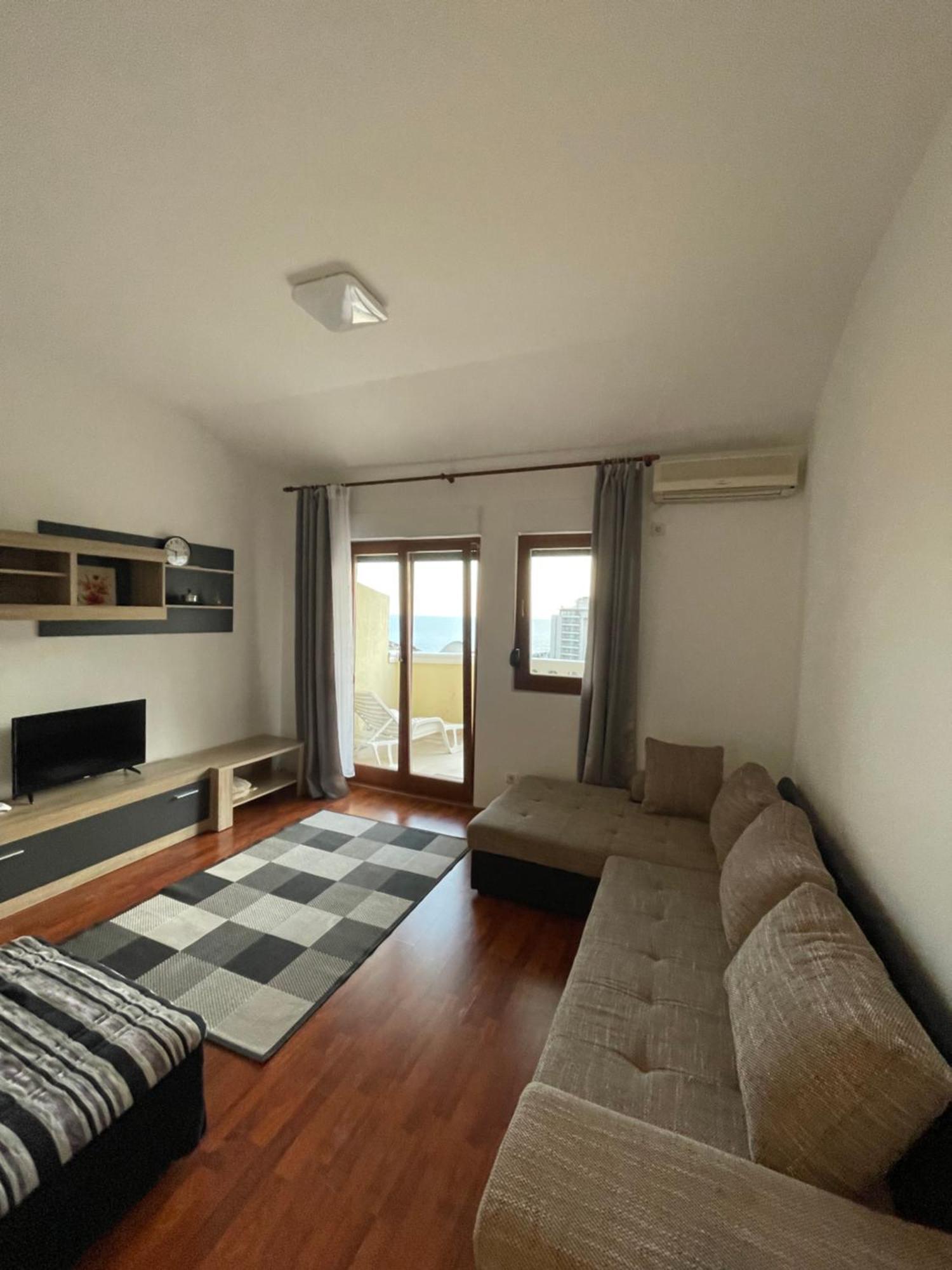 Apartment Tatjana Petrovac ภายนอก รูปภาพ